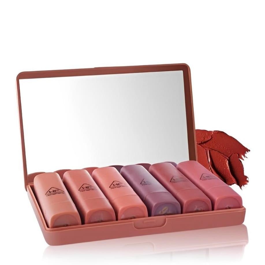 High pigmented waterproof lipstick